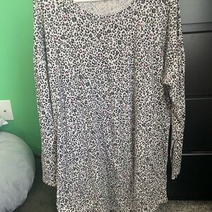 Victoria's Secret Sleep Shirt XL